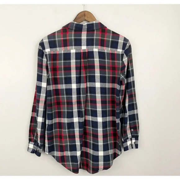 Equipment Signature Plaid Blouse in Peacoat Multi Button Down - Picture 5 of 6